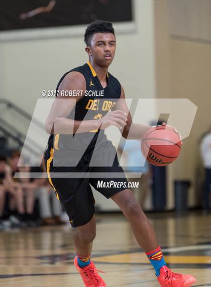 Thumbnail 2 in Del Oro @ Oak Ridge photogallery.