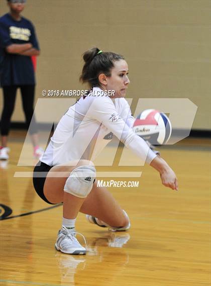 Thumbnail 1 in Langham Creek vs. Mayde Creek (CFISD/Katy Classic) photogallery.