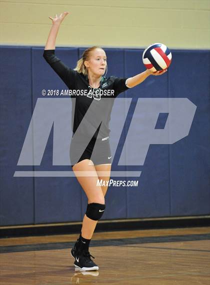 Thumbnail 1 in Langham Creek vs. Mayde Creek (CFISD/Katy Classic) photogallery.