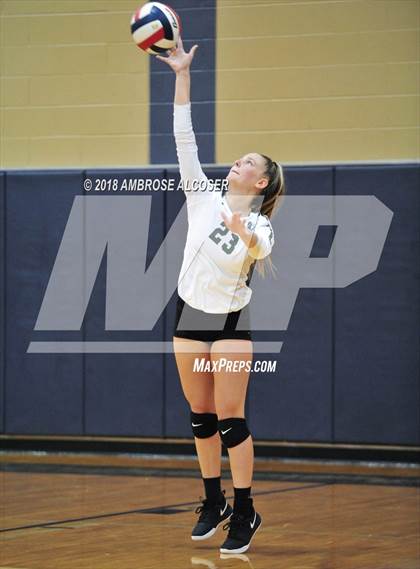 Thumbnail 1 in Langham Creek vs. Mayde Creek (CFISD/Katy Classic) photogallery.
