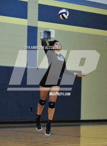 Thumbnail 1 in Langham Creek vs. Mayde Creek (CFISD/Katy Classic) photogallery.