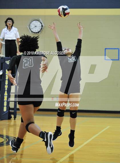 Thumbnail 1 in Langham Creek vs. Mayde Creek (CFISD/Katy Classic) photogallery.