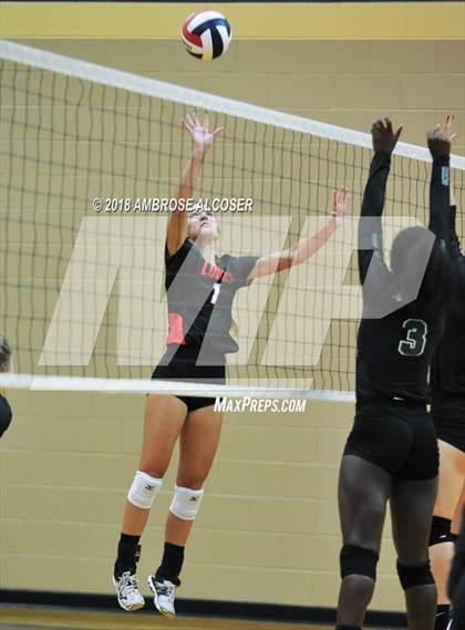Thumbnail 1 in Langham Creek vs. Mayde Creek (CFISD/Katy Classic) photogallery.
