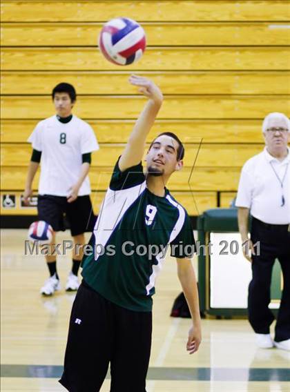 Thumbnail 3 in Oak Park @ Moorpark photogallery.