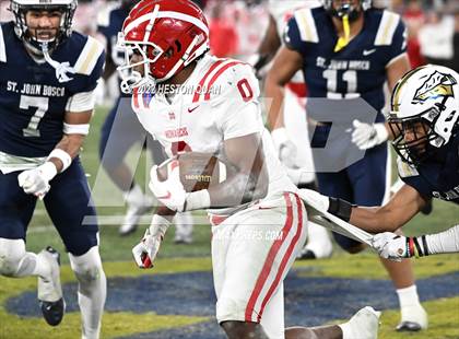 Thumbnail 2 in Mater Dei vs. St. John Bosco photogallery.