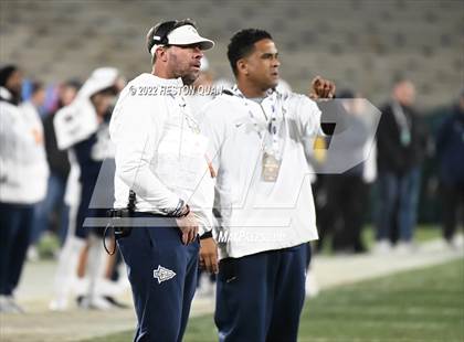 Thumbnail 3 in Mater Dei vs. St. John Bosco photogallery.