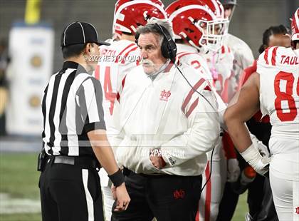 Thumbnail 1 in Mater Dei vs. St. John Bosco photogallery.