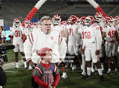 Thumbnail 3 in Mater Dei vs. St. John Bosco photogallery.