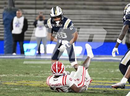 Thumbnail 3 in Mater Dei vs. St. John Bosco photogallery.