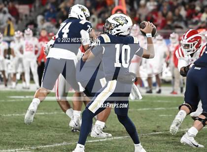 Thumbnail 3 in Mater Dei vs. St. John Bosco photogallery.