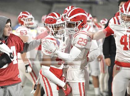 Thumbnail 3 in Mater Dei vs. St. John Bosco photogallery.