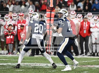 Thumbnail 2 in Mater Dei vs. St. John Bosco photogallery.