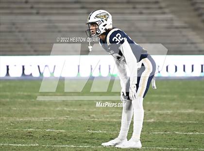 Thumbnail 3 in Mater Dei vs. St. John Bosco photogallery.