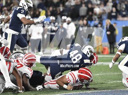 Thumbnail 2 in Mater Dei vs. St. John Bosco photogallery.