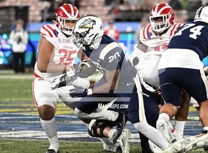 Thumbnail 2 in Mater Dei vs. St. John Bosco photogallery.