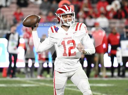 Thumbnail 2 in Mater Dei vs. St. John Bosco photogallery.