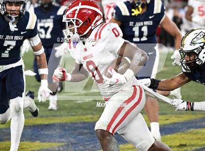 Thumbnail 1 in Mater Dei vs. St. John Bosco photogallery.
