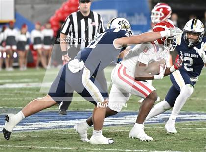 Thumbnail 2 in Mater Dei vs. St. John Bosco photogallery.