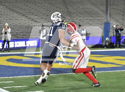 Thumbnail 1 in Mater Dei vs. St. John Bosco photogallery.