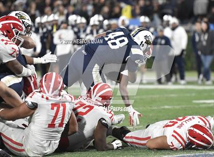 Thumbnail 2 in Mater Dei vs. St. John Bosco photogallery.
