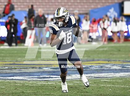 Thumbnail 1 in Mater Dei vs. St. John Bosco photogallery.