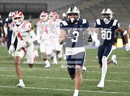 Thumbnail 1 in Mater Dei vs. St. John Bosco photogallery.