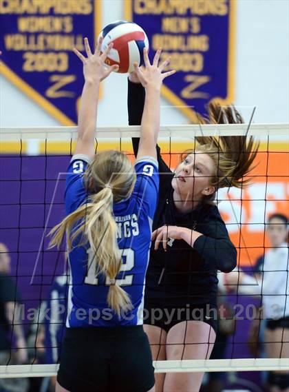 Thumbnail 1 in Archbishop Mitty vs. Pleasant Grove (Durango Fall Classic) photogallery.