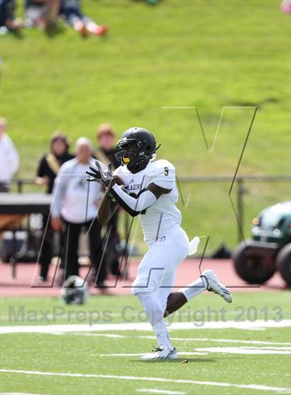 Thumbnail 1 in Paramus Catholic @ Delbarton photogallery.
