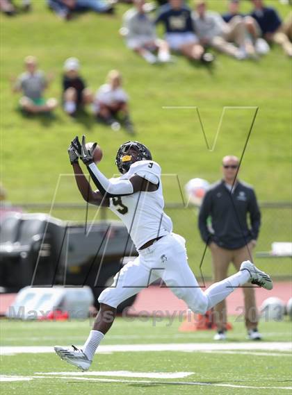 Thumbnail 3 in Paramus Catholic @ Delbarton photogallery.