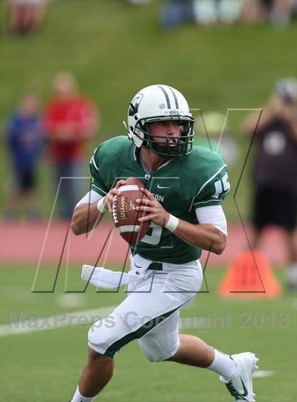 Thumbnail 2 in Paramus Catholic @ Delbarton photogallery.