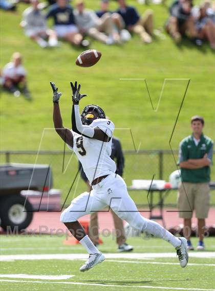 Thumbnail 2 in Paramus Catholic @ Delbarton photogallery.
