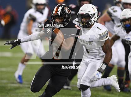 Thumbnail 2 in Archbishop Hoban vs. Washington (OHSAA D2 Final) photogallery.