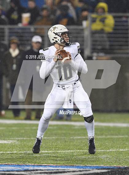 Thumbnail 2 in Archbishop Hoban vs. Washington (OHSAA D2 Final) photogallery.