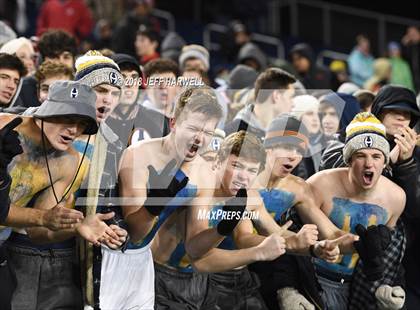 Thumbnail 3 in Archbishop Hoban vs. Washington (OHSAA D2 Final) photogallery.
