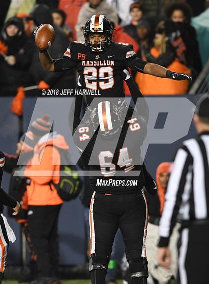 Thumbnail 2 in Archbishop Hoban vs. Washington (OHSAA D2 Final) photogallery.