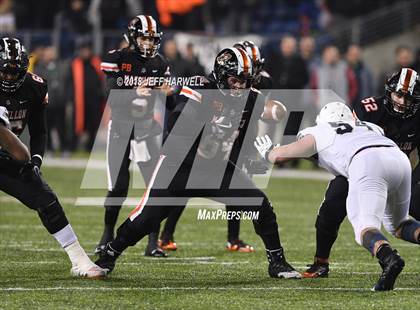 Thumbnail 3 in Archbishop Hoban vs. Washington (OHSAA D2 Final) photogallery.