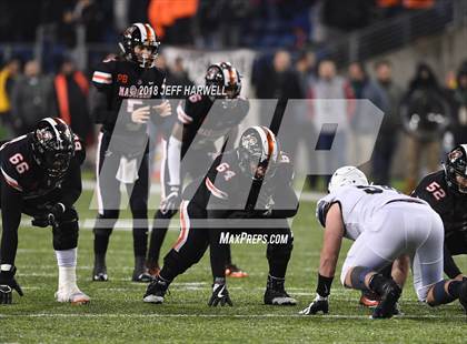 Thumbnail 2 in Archbishop Hoban vs. Washington (OHSAA D2 Final) photogallery.