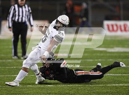 Thumbnail 2 in Archbishop Hoban vs. Washington (OHSAA D2 Final) photogallery.