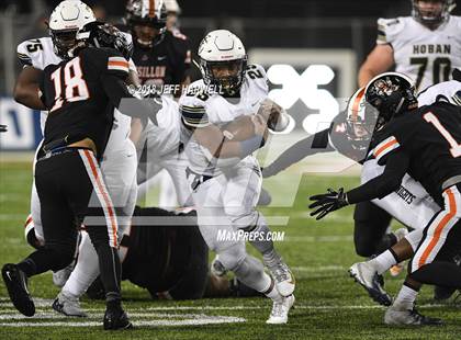 Thumbnail 3 in Archbishop Hoban vs. Washington (OHSAA D2 Final) photogallery.