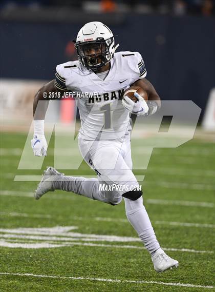 Thumbnail 2 in Archbishop Hoban vs. Washington (OHSAA D2 Final) photogallery.