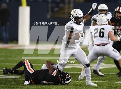 Thumbnail 2 in Archbishop Hoban vs. Washington (OHSAA D2 Final) photogallery.