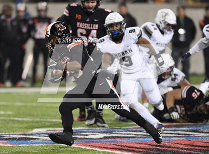 Thumbnail 3 in Archbishop Hoban vs. Washington (OHSAA D2 Final) photogallery.