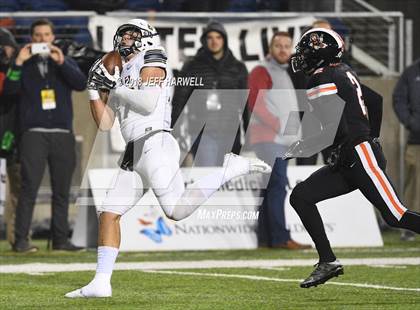 Thumbnail 1 in Archbishop Hoban vs. Washington (OHSAA D2 Final) photogallery.