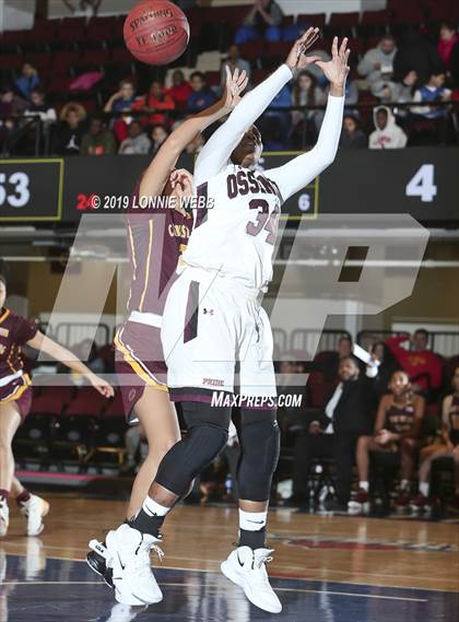 Thumbnail 1 in Ossining vs Christ the King (Crusaders Classic) photogallery.