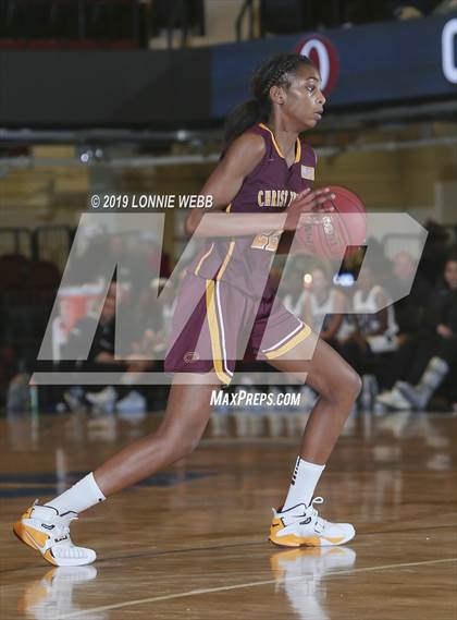 Thumbnail 1 in Ossining vs Christ the King (Crusaders Classic) photogallery.