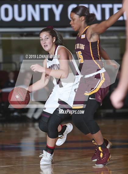 Thumbnail 2 in Ossining vs Christ the King (Crusaders Classic) photogallery.