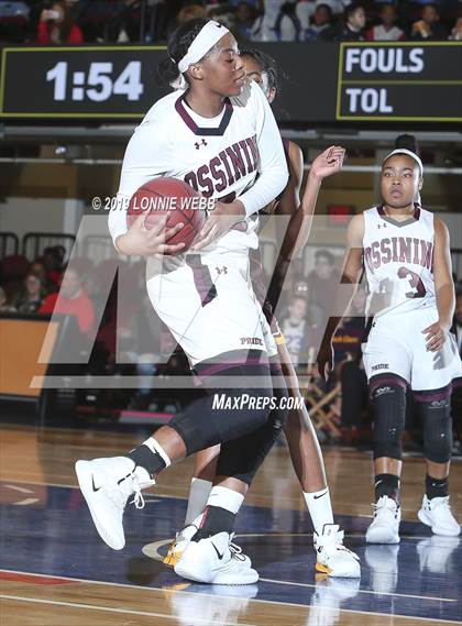 Thumbnail 2 in Ossining vs Christ the King (Crusaders Classic) photogallery.