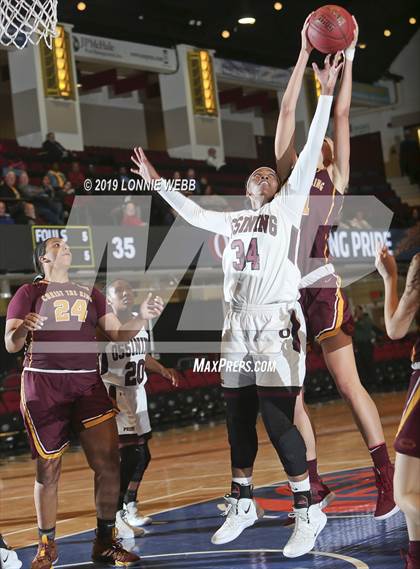 Thumbnail 1 in Ossining vs Christ the King (Crusaders Classic) photogallery.