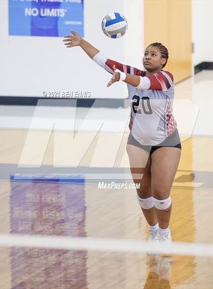 Thumbnail 1 in Midtown vs Locust Grove (Southside Classic) photogallery.