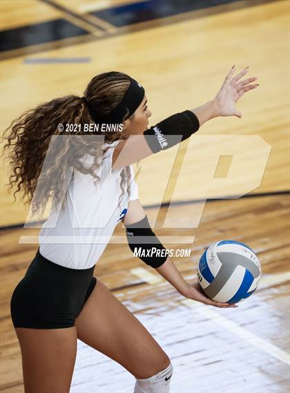 Thumbnail 2 in Midtown vs Locust Grove (Southside Classic) photogallery.